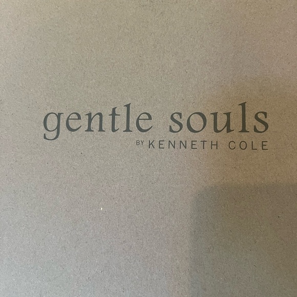 Gentle Souls by Kenneth Cole Burgundy Suede Chelsea Boots - Picture 3 of 4